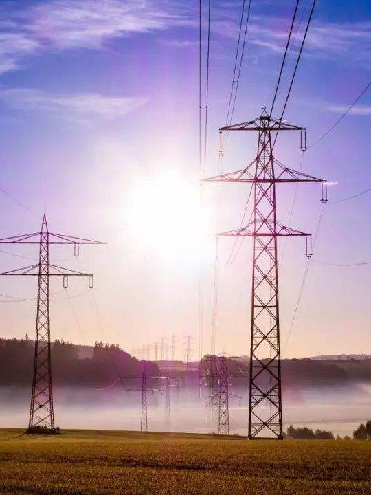 Transmission tower