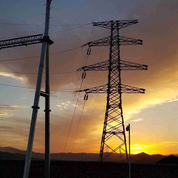 Transmission tower