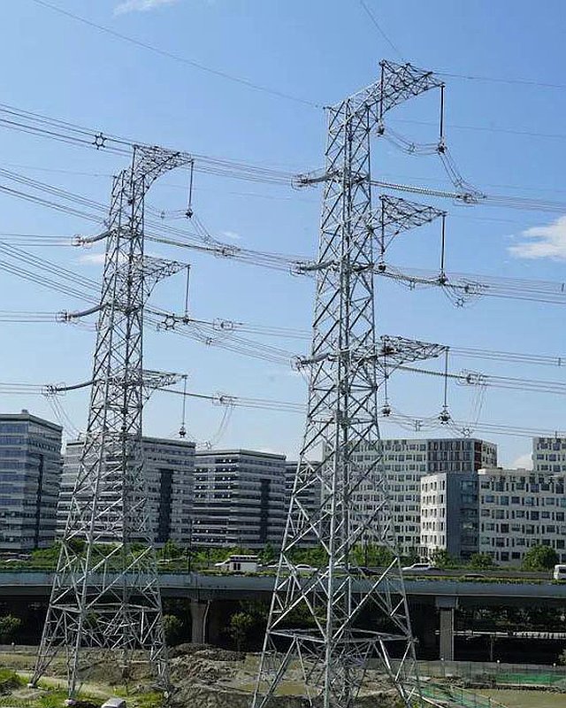 High-voltage transmission tower project